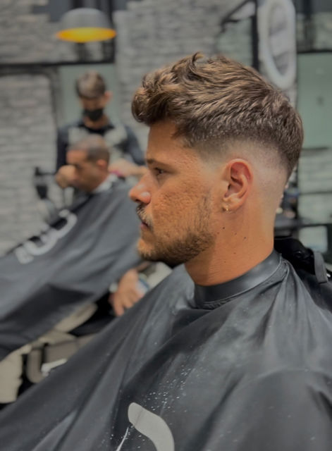 Corte texturizado con degradado lateral